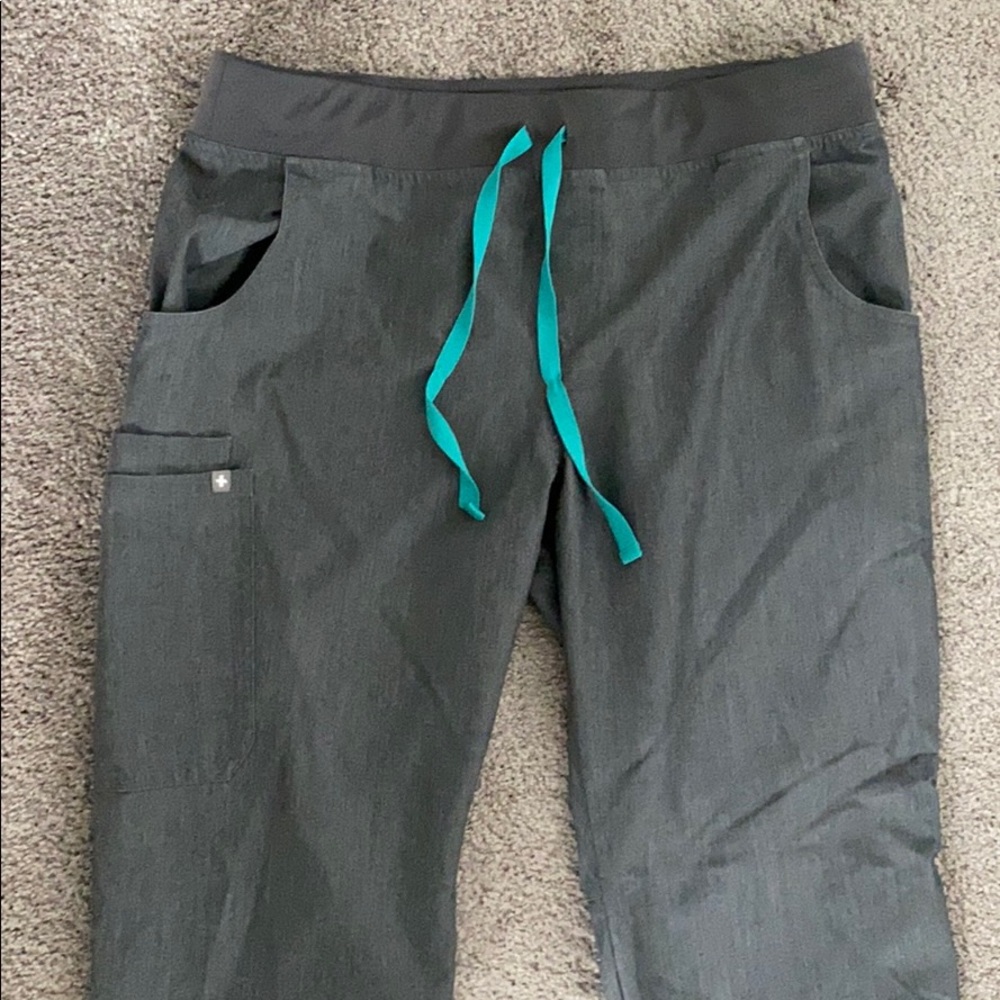 Figs Kade Cargo pants